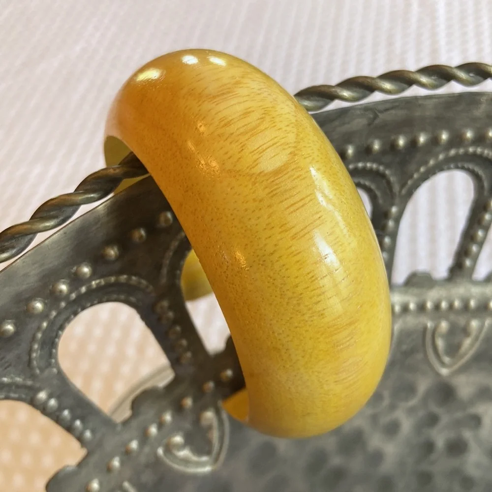 MANGO TREE Mustard Yellow Gold Light Wooden Boho Bangle Bracelet - Picture 1 of 11